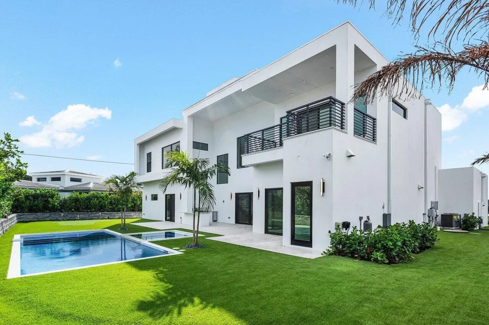 13440 Us Highway 1 Juno Beach, FL 33408