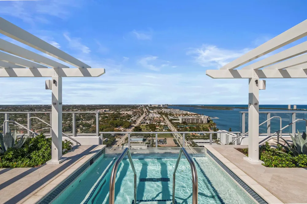 220 Lake Shore Drive #1913 Lake Park, FL 33403