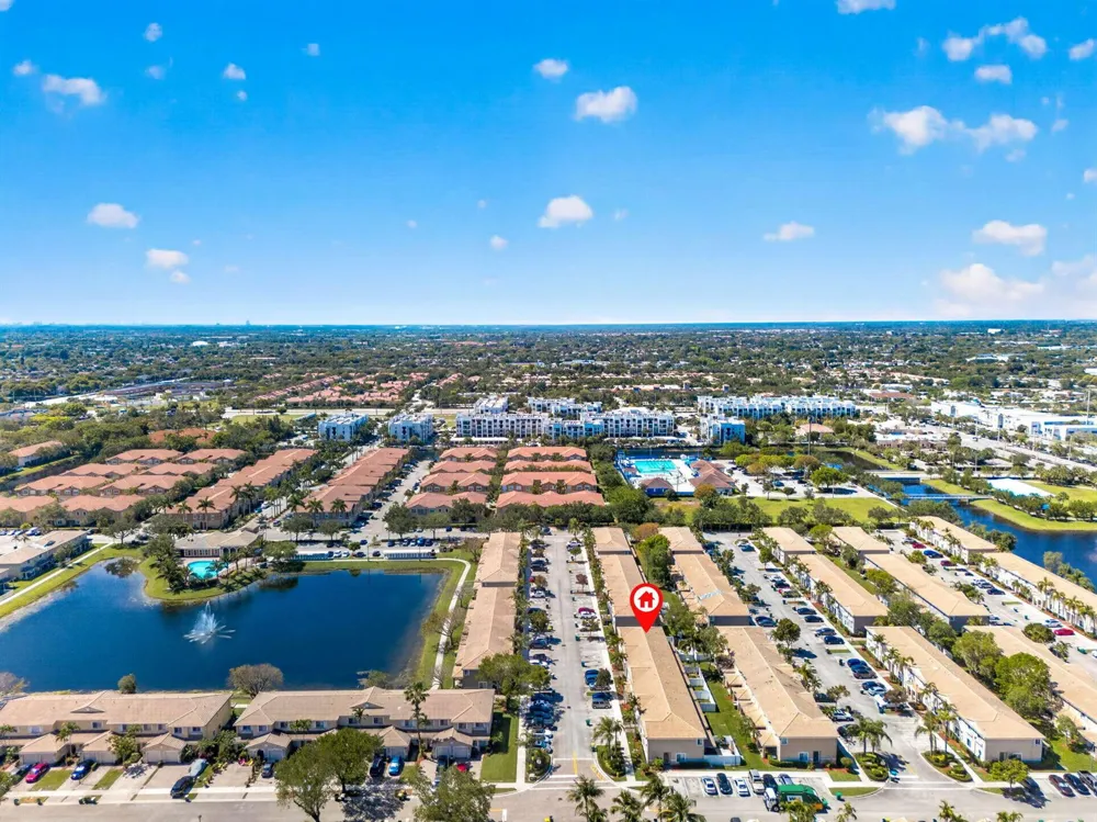 5951 Manchester Way Tamarac, FL 33321