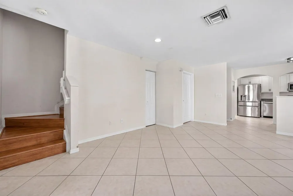 5951 Manchester Way Tamarac, FL 33321