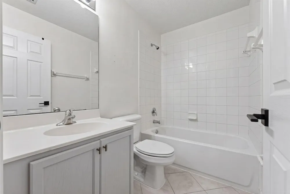 5951 Manchester Way Tamarac, FL 33321