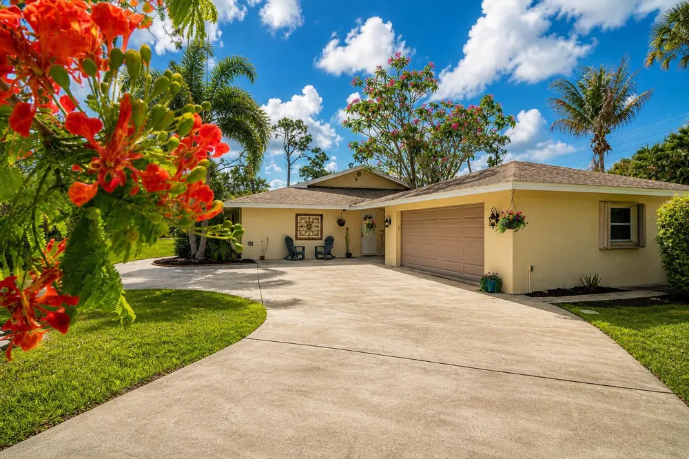 13502 Brynwood Lane Fort Myers, FL 33912