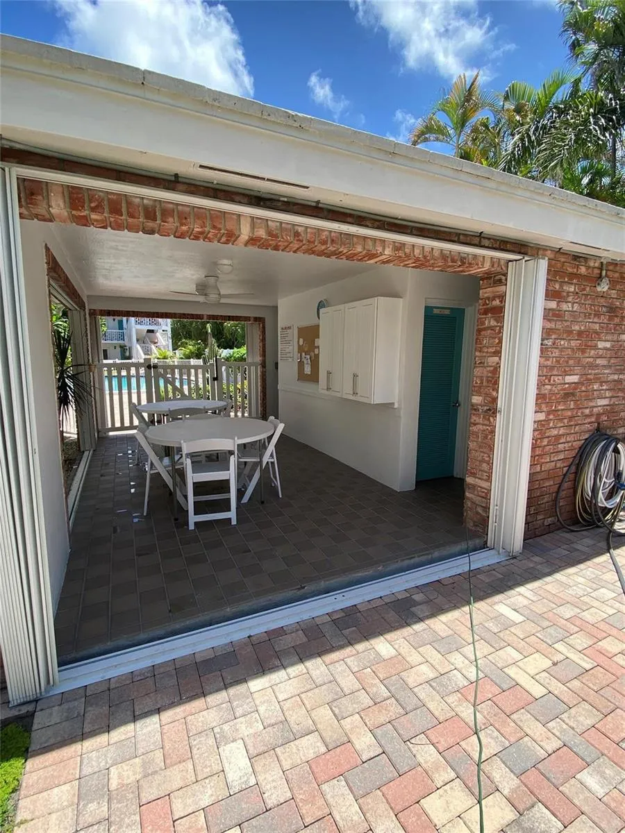 224 Hibiscus Avenue #260 Lauderdale By The Sea, FL 33308