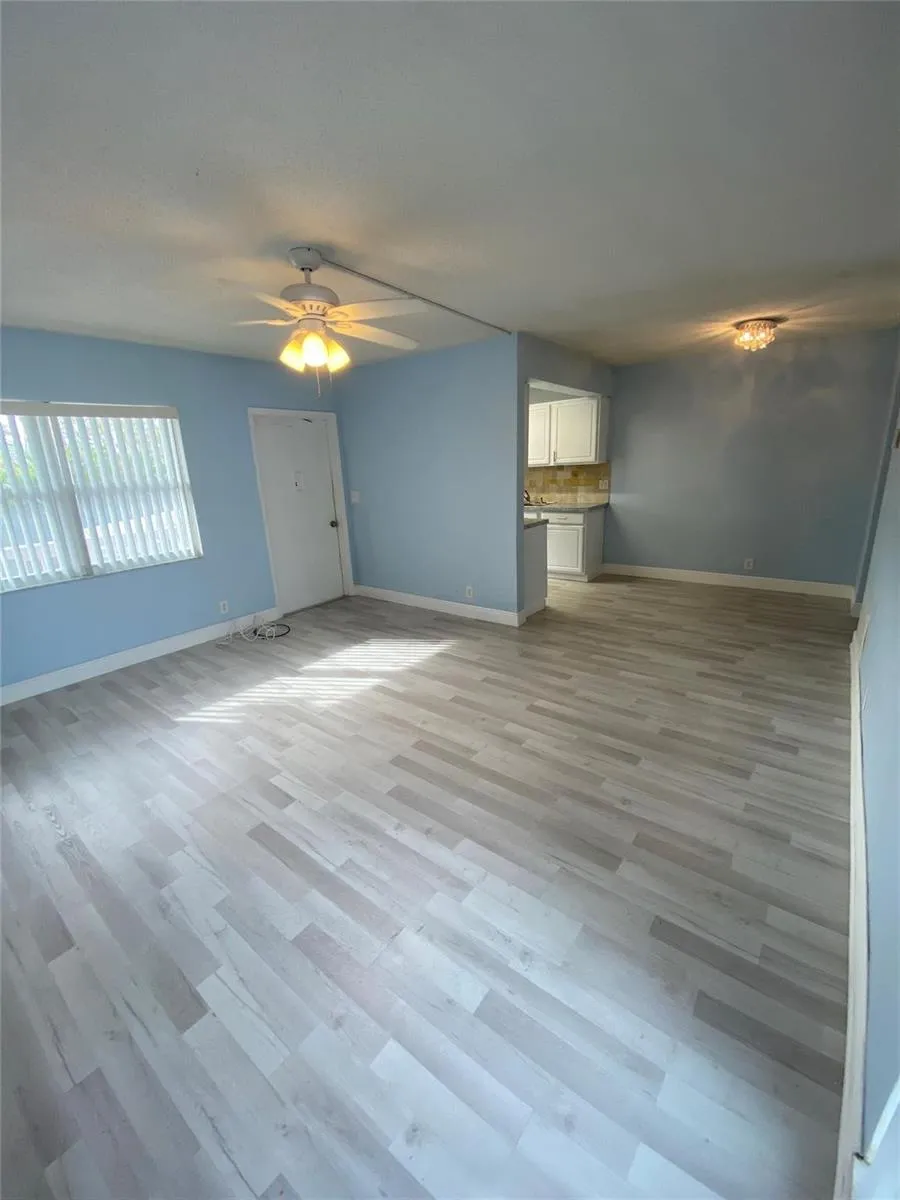 224 Hibiscus Avenue #260 Lauderdale By The Sea, FL 33308