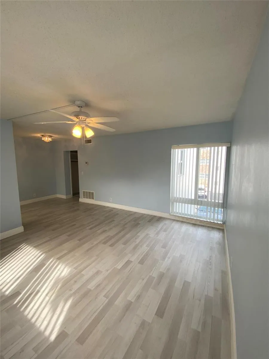 224 Hibiscus Avenue #260 Lauderdale By The Sea, FL 33308