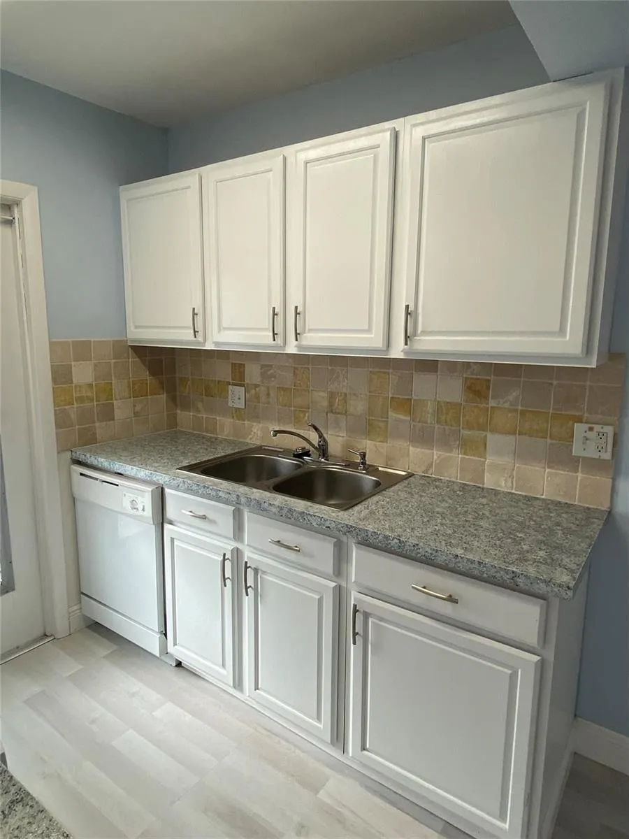 224 Hibiscus Avenue #260 Lauderdale By The Sea, FL 33308