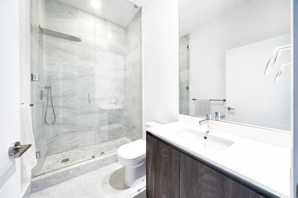 480 NE 31st Street #Ph5104 Miami, FL 33137