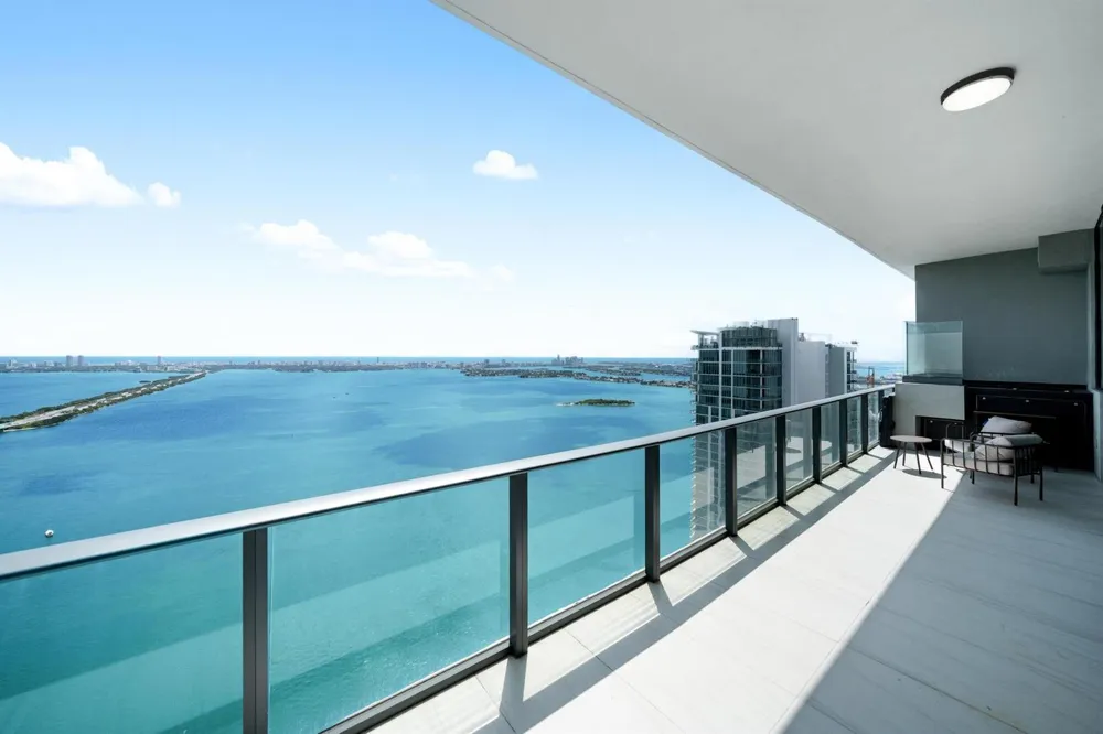 480 NE 31st Street #Ph5104 Miami, FL 33137