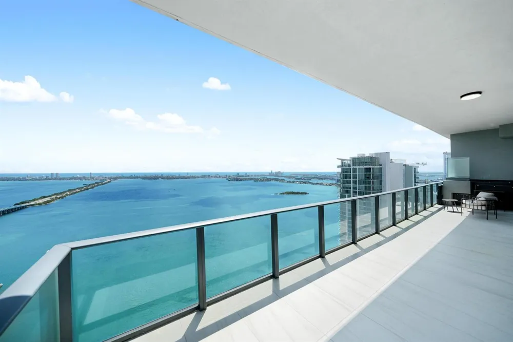 480 NE 31st Street #Ph5104 Miami, FL 33137