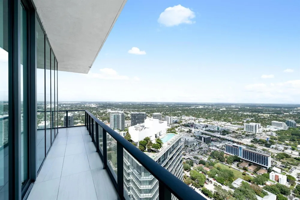 480 NE 31st Street #Ph5104 Miami, FL 33137