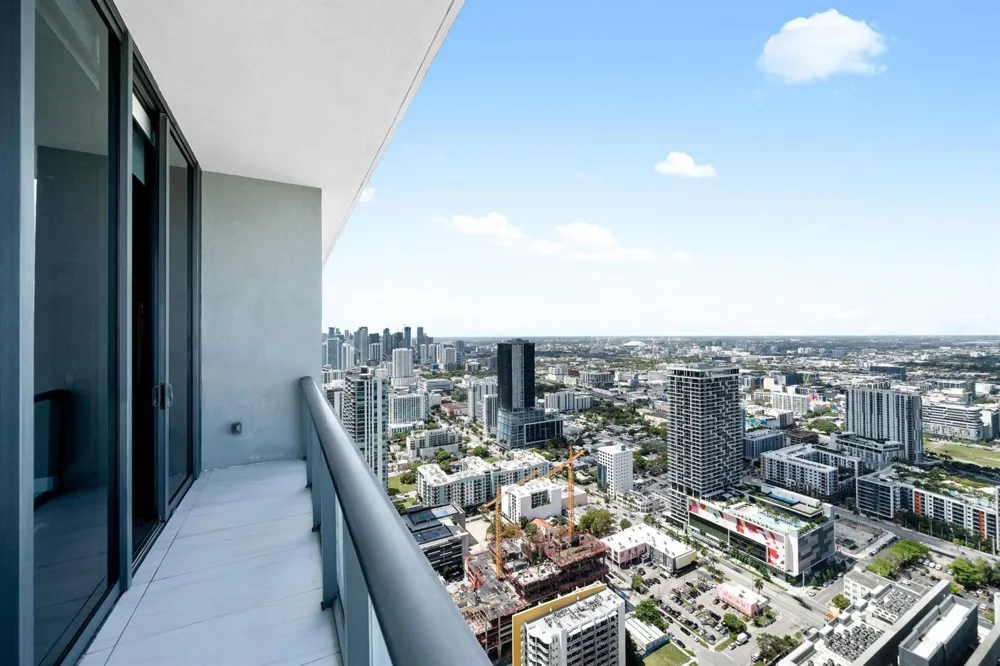 480 NE 31st Street #Ph5104 Miami, FL 33137