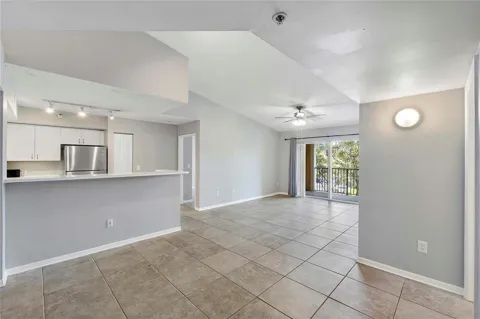 120 Yacht Club Way #305