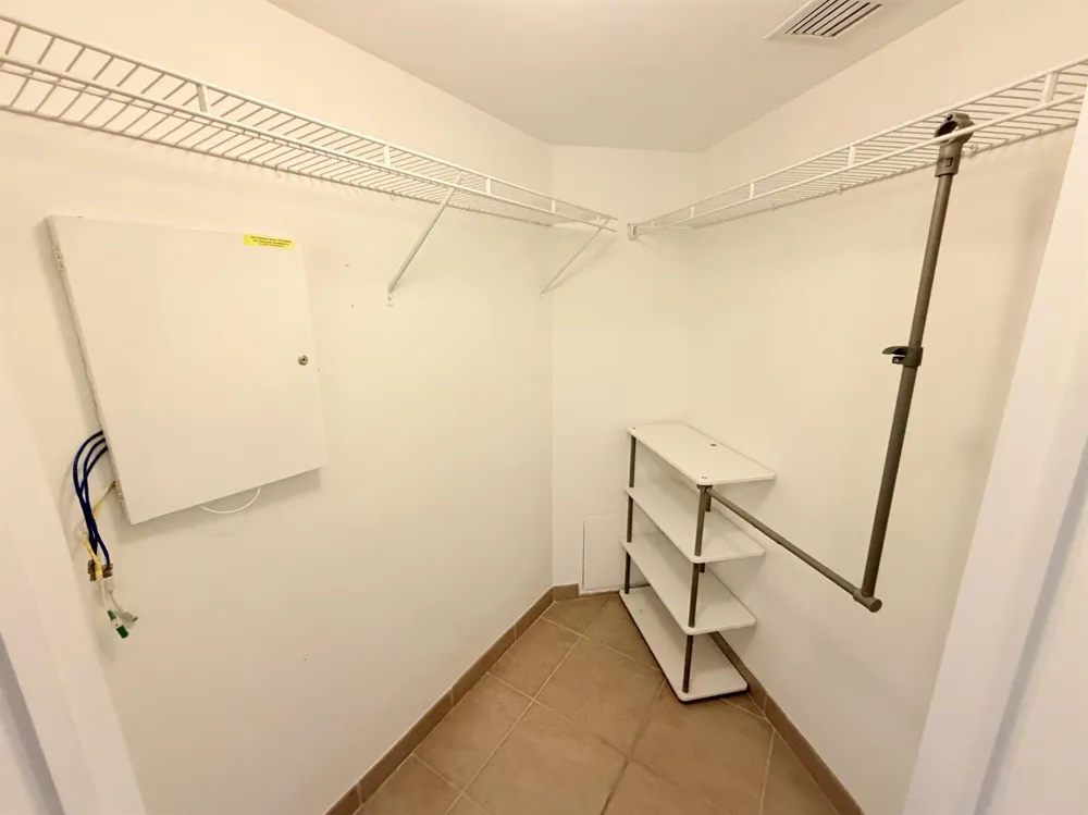 19900 E Country Club Drive #210 Aventura, FL 33180