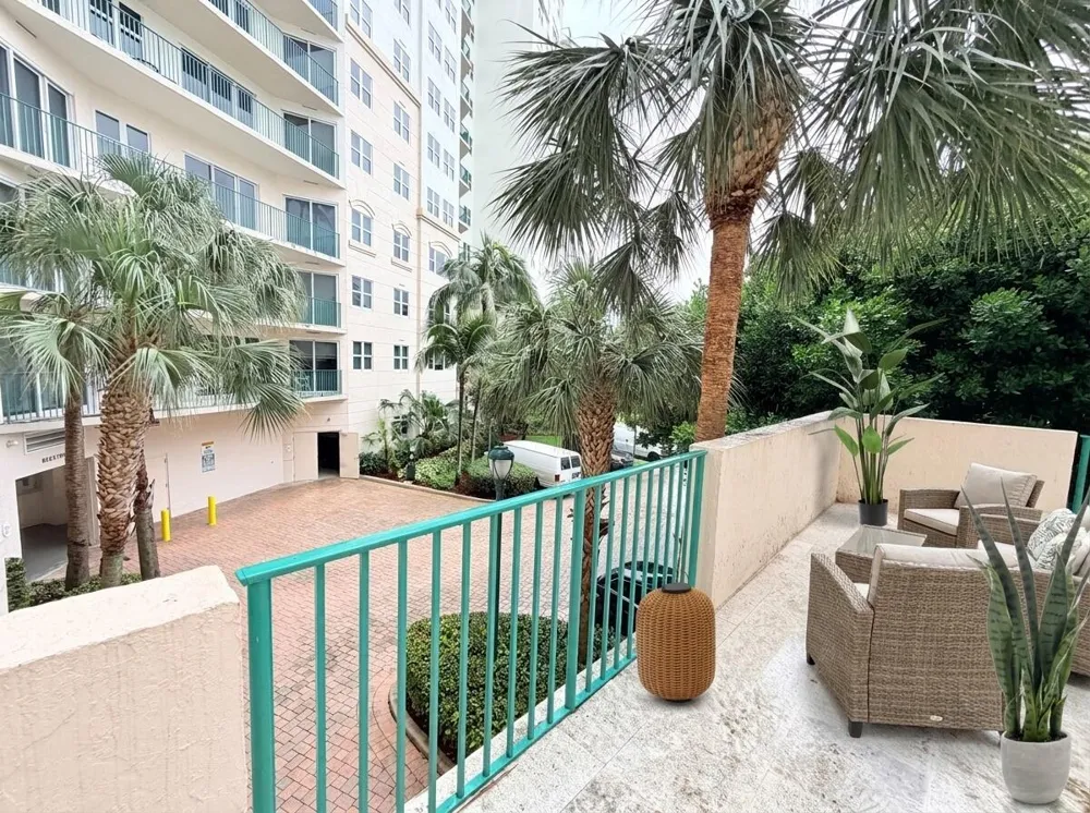 19900 E Country Club Drive #210 Aventura, FL 33180