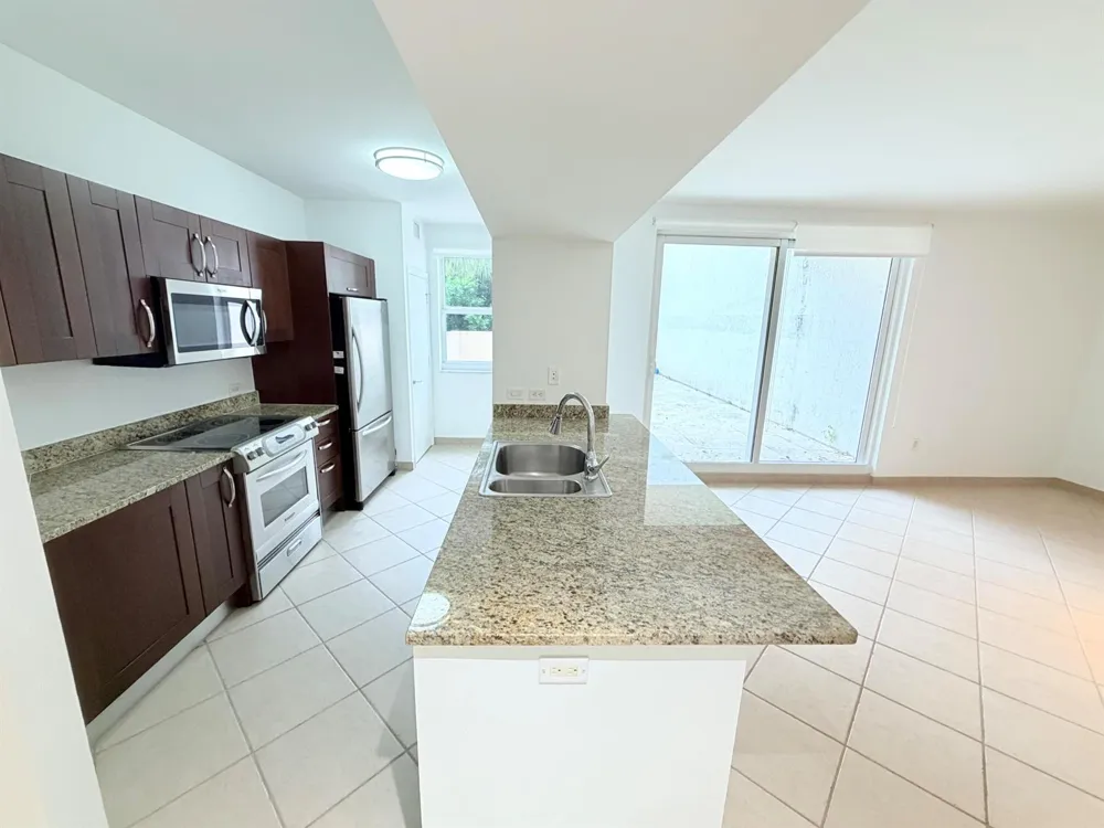 19900 E Country Club Drive #210 Aventura, FL 33180