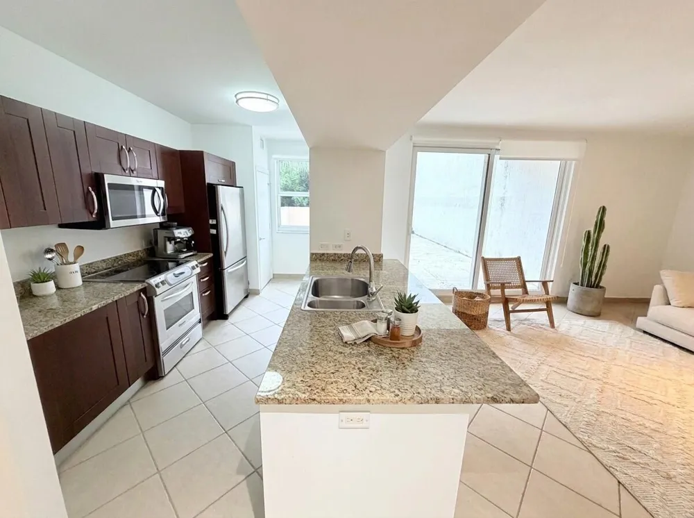 19900 E Country Club Drive #210 Aventura, FL 33180