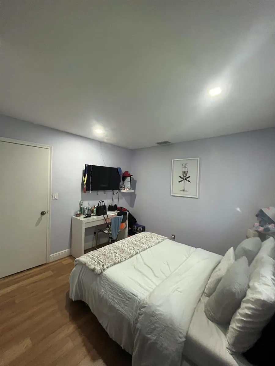 6800 SW 7th Place North Lauderdale, FL 33068