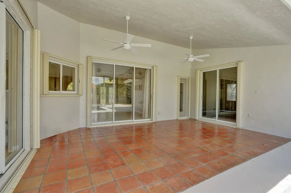 10304 NW 50th Court Coral Springs, FL 33076