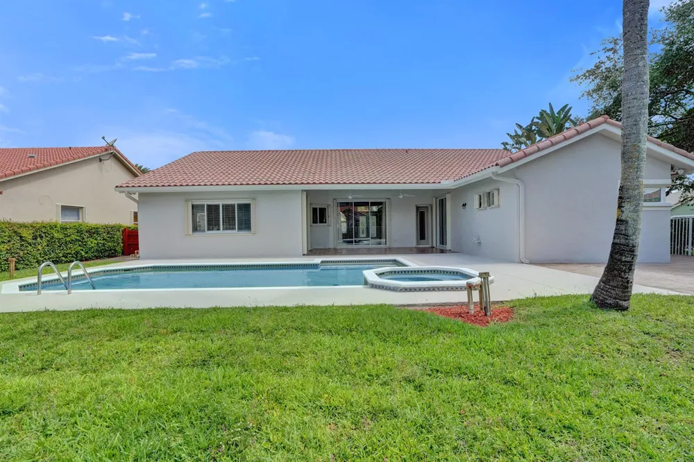 10304 NW 50th Court Coral Springs, FL 33076