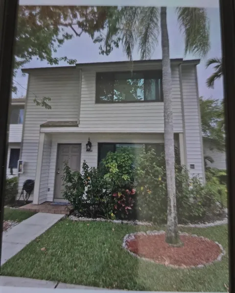 9752 NW 37th Street #7g