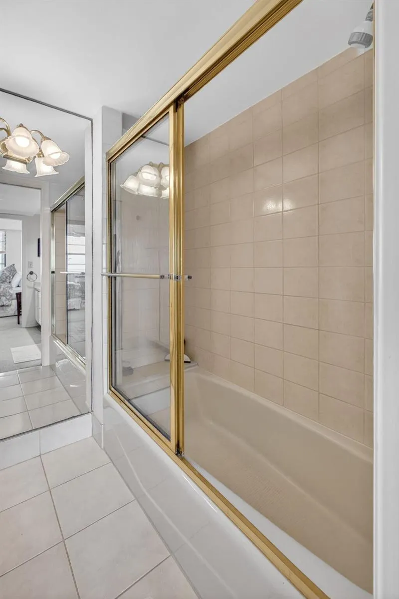 840 Ocean Drive #406 Juno Beach, FL 33408