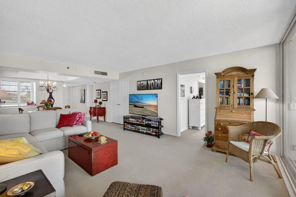 840 Ocean Drive #406 Juno Beach, FL 33408