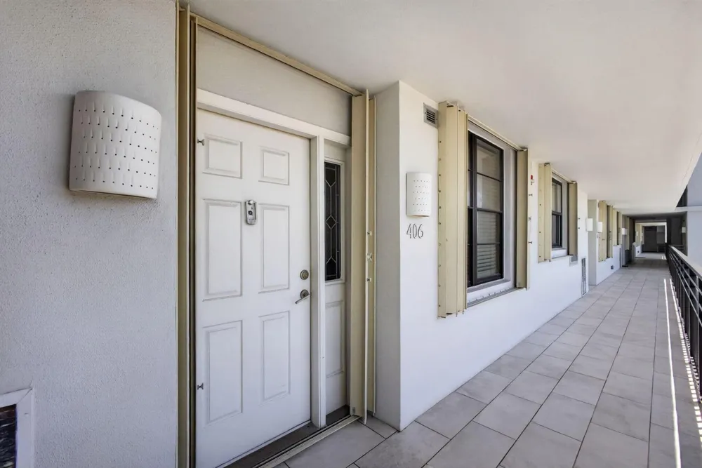 840 Ocean Drive #406 Juno Beach, FL 33408