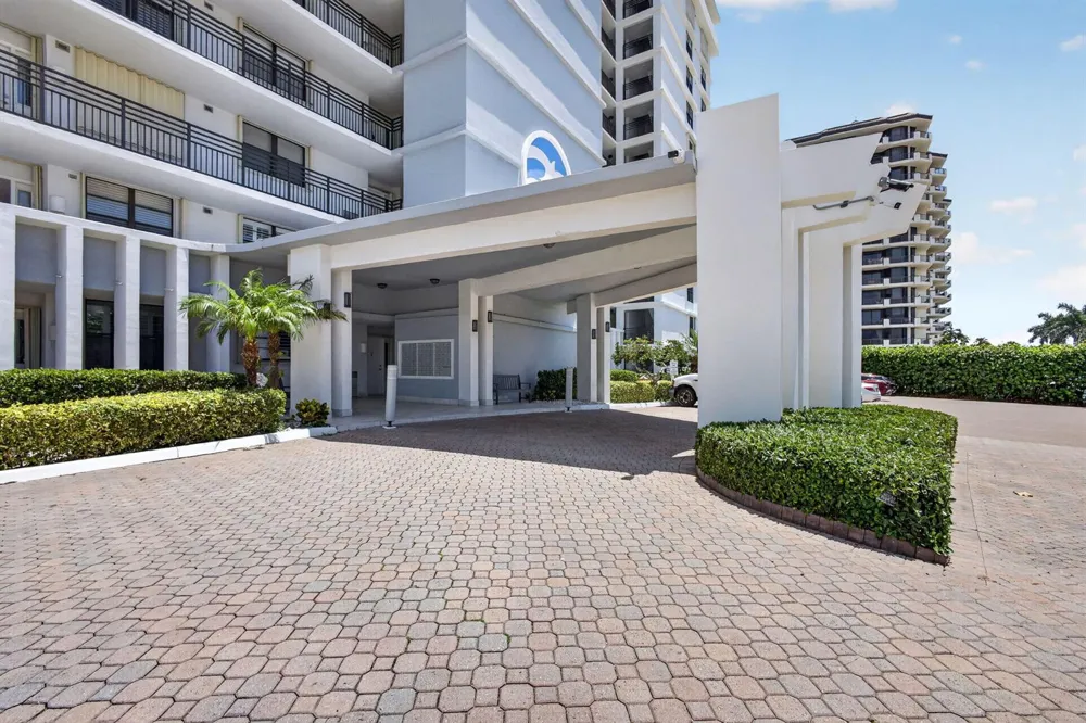 840 Ocean Drive #406 Juno Beach, FL 33408