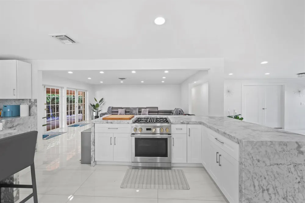 3531 NE 30th Avenue Lighthouse Point, FL 33064