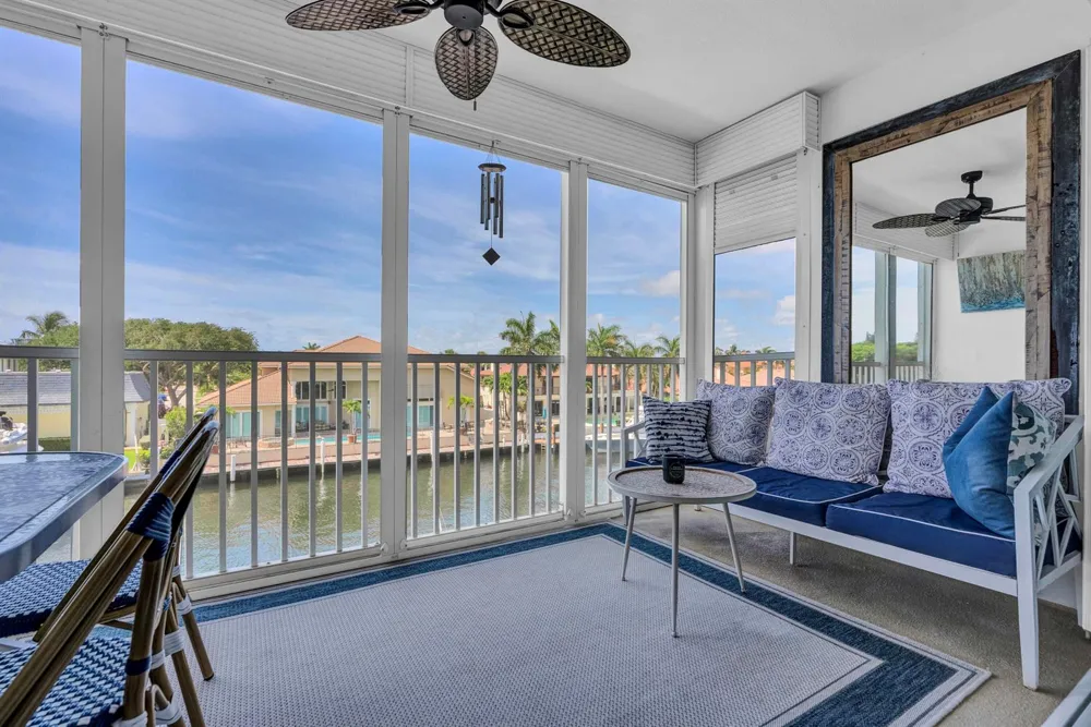 3050 NE 48th Court #305 Lighthouse Point, FL 33064