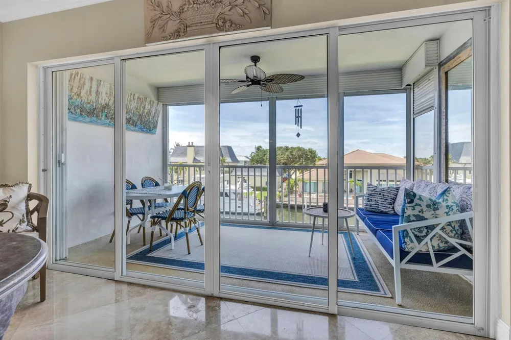 3050 NE 48th Court #305 Lighthouse Point, FL 33064