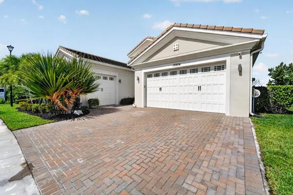 15804 Goldfinch Circle Westlake, FL 33470