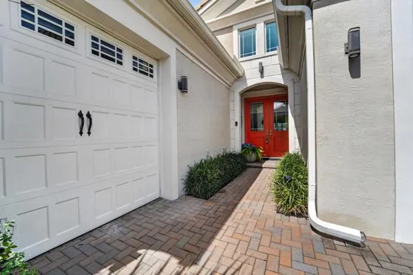 15804 Goldfinch Circle Westlake, FL 33470