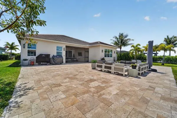 15804 Goldfinch Circle Westlake, FL 33470