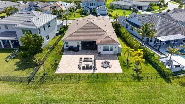 15804 Goldfinch Circle Westlake, FL 33470