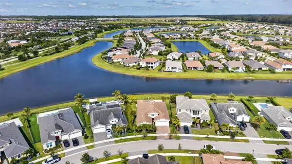 15804 Goldfinch Circle Westlake, FL 33470