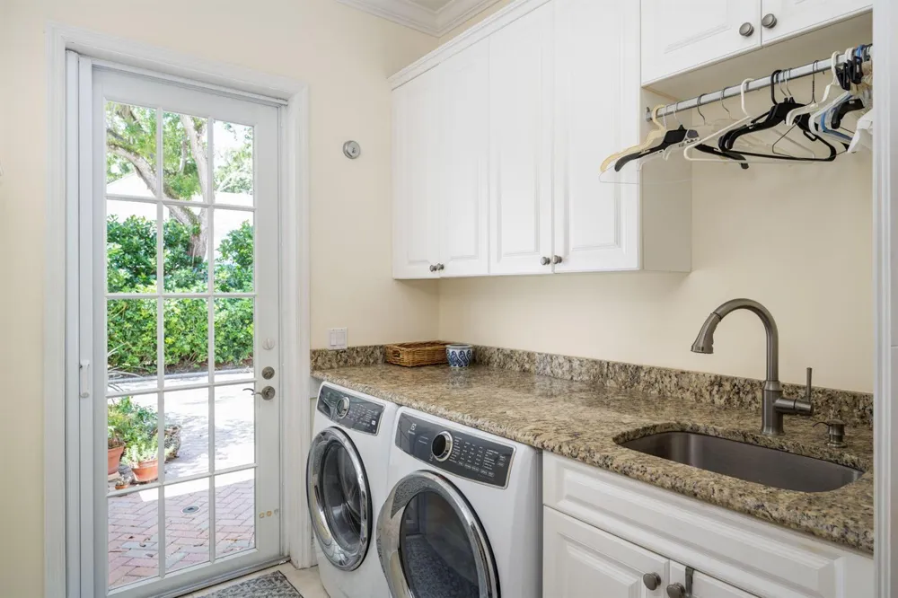 1031 River Trail Indian River Shores, FL 32963