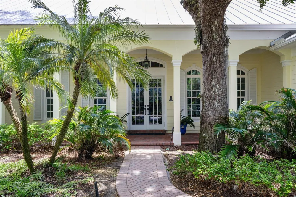 1031 River Trail Indian River Shores, FL 32963