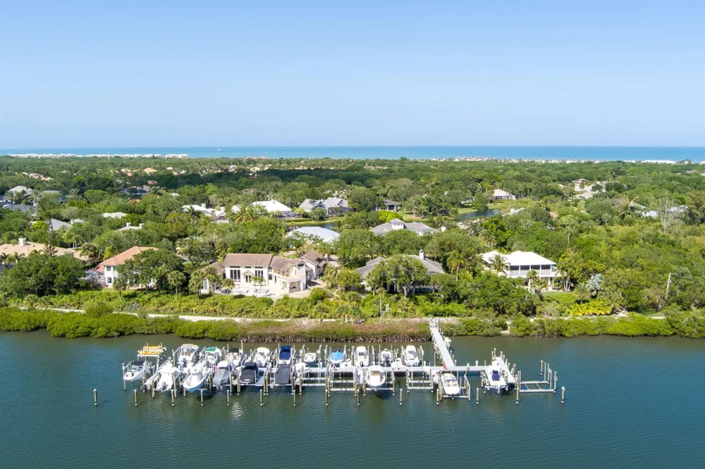 1031 River Trail Indian River Shores, FL 32963