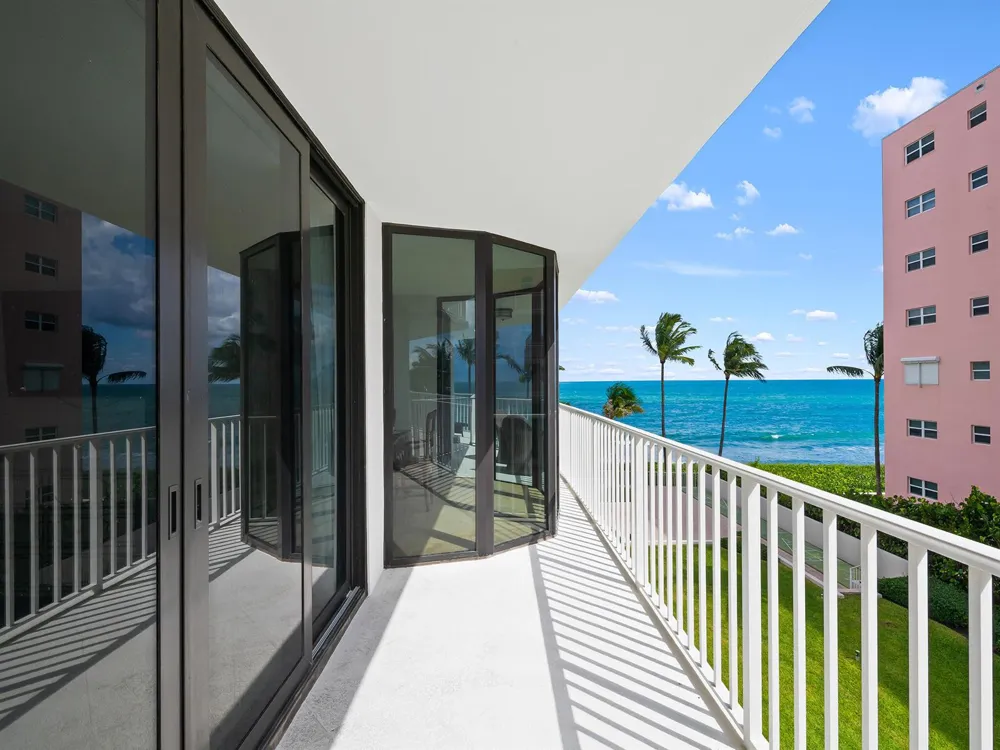 2917 S Ocean Boulevard #304 Highland Beach, FL 33487