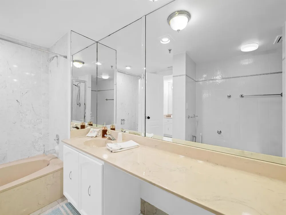 2917 S Ocean Boulevard #304 Highland Beach, FL 33487