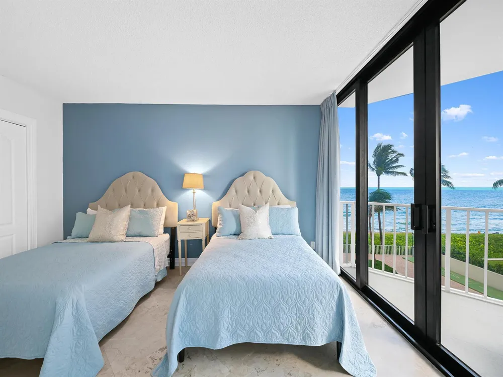 2917 S Ocean Boulevard #304 Highland Beach, FL 33487