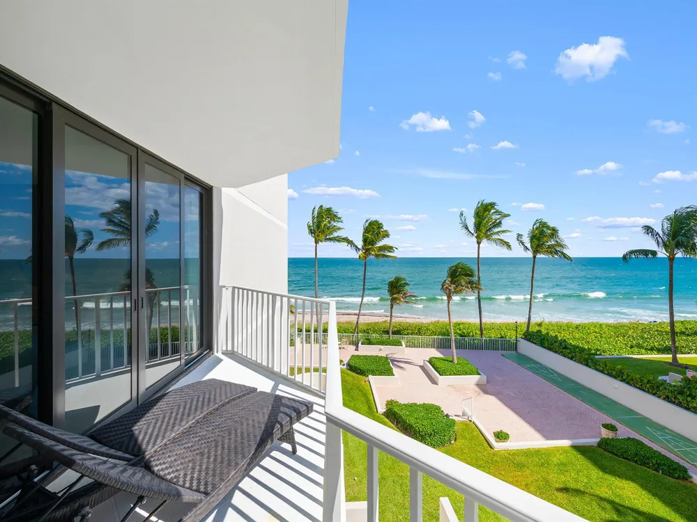 2917 S Ocean Boulevard #304 Highland Beach, FL 33487