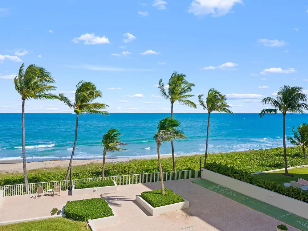 2917 S Ocean Boulevard #304 Highland Beach, FL 33487
