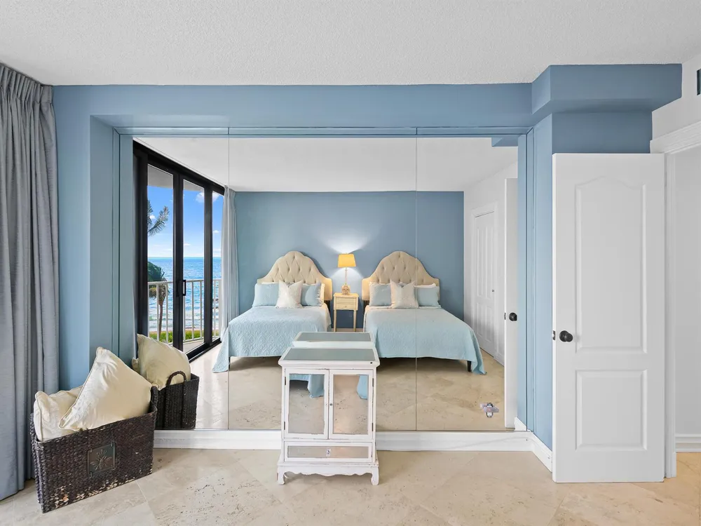 2917 S Ocean Boulevard #304 Highland Beach, FL 33487