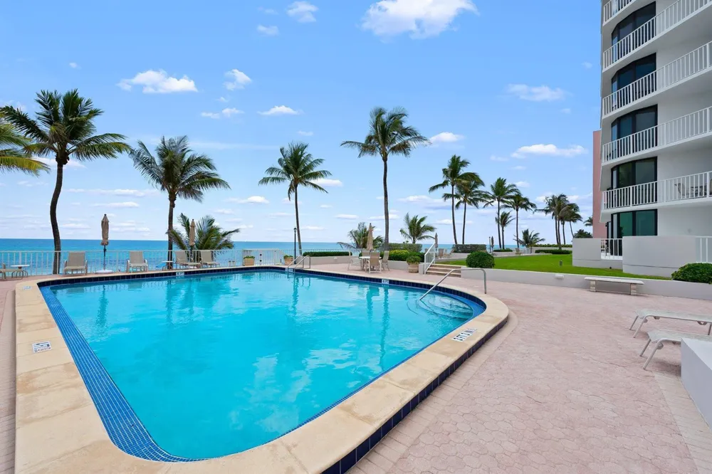 2917 S Ocean Boulevard #304 Highland Beach, FL 33487