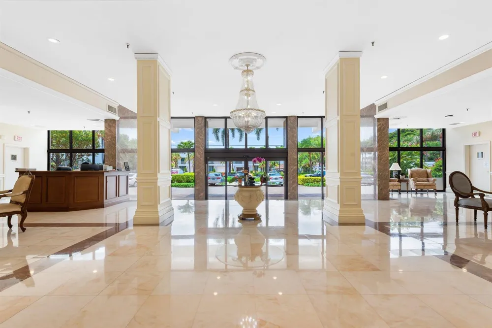 2917 S Ocean Boulevard #304 Highland Beach, FL 33487