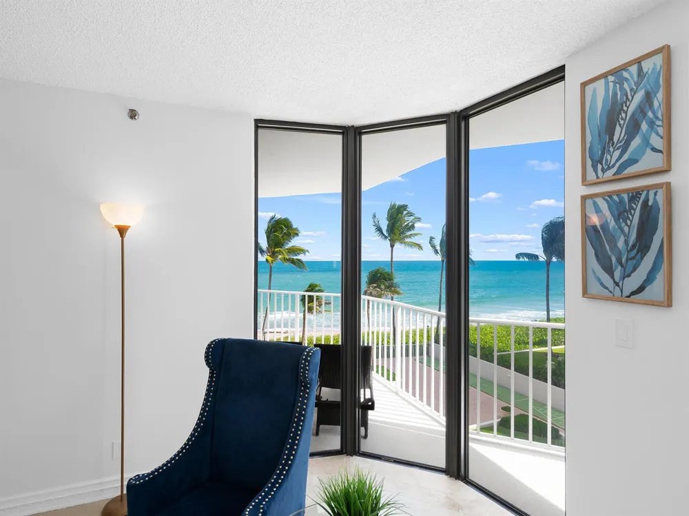 2917 S Ocean Boulevard #304 Highland Beach, FL 33487