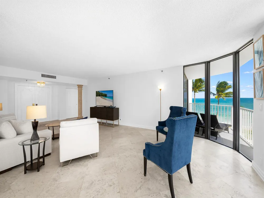 2917 S Ocean Boulevard #304 Highland Beach, FL 33487