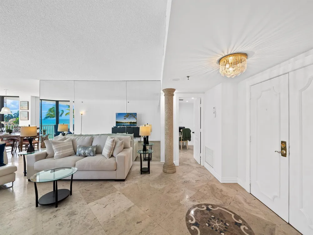 2917 S Ocean Boulevard #304 Highland Beach, FL 33487